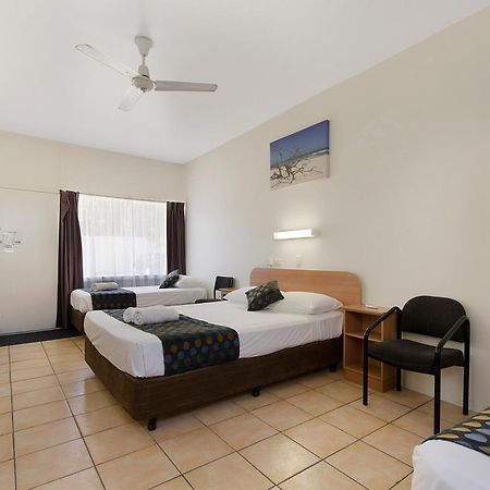 Beach House Motel Townsville Eksteriør billede